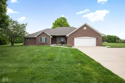 325 E Levi Ln, Mooresville, IN 46158