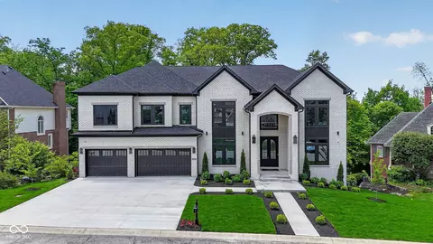 9214 Bluestone Cir, Indianapolis, IN 46236