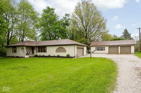 211 Hillview Dr, Jamestown, IN 46147
