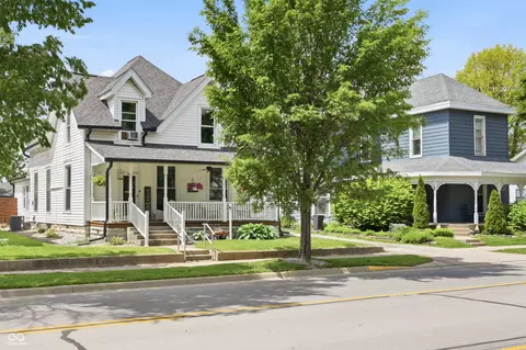 917 N Main St, Rushville, IN 46173