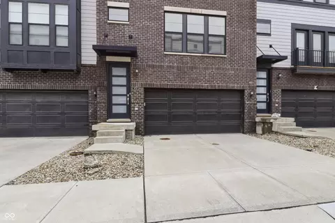 9739 Junction Sta, Fishers, IN 46037