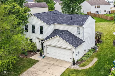 14486 Angel Berry Cir, Fishers, IN 46038