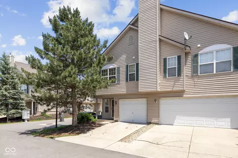 4827 Flat Stone Pl, Indianapolis, IN 46268