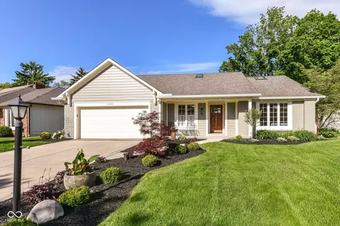 12370 Camberley Ln, Carmel, IN 46033