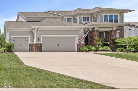 10206 Galileo Dr, Fishers, IN 46040
