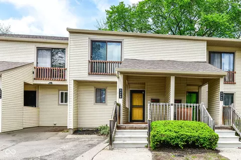 4458 Abby Creek Ln, Indianapolis, IN 46205