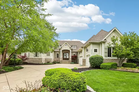 6942 Bladstone Rd, Noblesville, IN 46062
