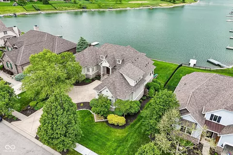 6942 Bladstone Rd, Noblesville, IN 46062