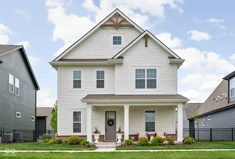 1944 Granville Dr, Westfield, IN 46074