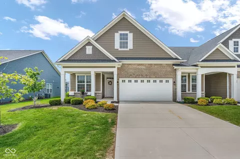 17027 Cole Evans Dr, Noblesville, IN 46060
