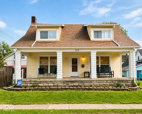 219 S Brown St, Winchester, IN 47394