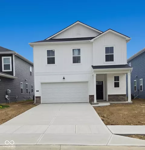3845 Sterling Dr, Whitestown, IN 46075