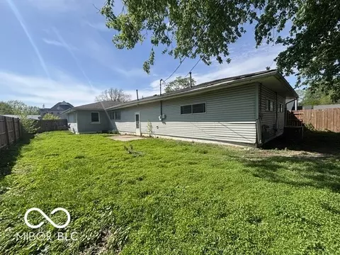 Other - 213 N Posey St, Windfall, IN 46076 photo 2 of 9