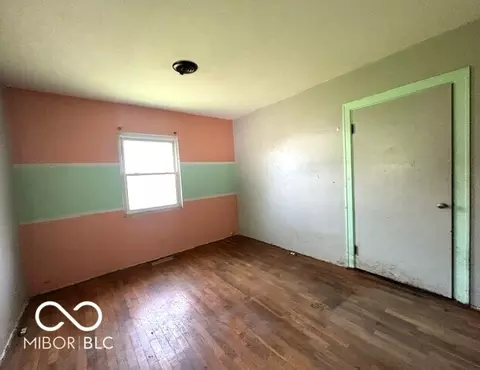 Bedroom - 213 N Posey St, Windfall, IN 46076 photo 4 of 6