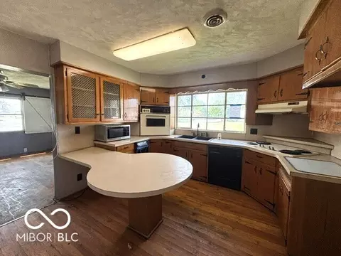 Kitchen - 213 N Posey St, Windfall, IN 46076 photo 1 of 2