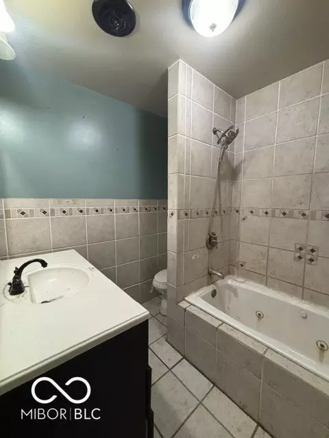 Bath - 213 N Posey St, Windfall, IN 46076 photo 3 of 3