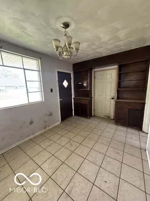 Entry Way - 213 N Posey St, Windfall, IN 46076 photo 1 of 1