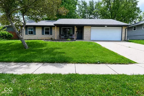 117 E Tilden Dr, Brownsburg, IN 46112