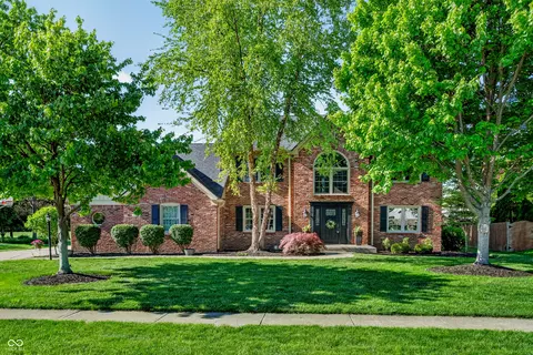1426 Stonemill Cir S, Carmel, IN 46032