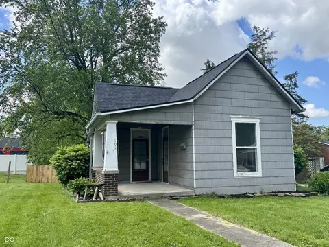 108 E Berry St, Greencastle, IN 46135
