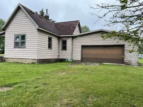 2404 S J St, Elwood, IN 46036