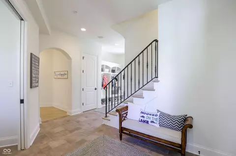 Entry Way - 10511 E 116th St, Fishers, IN 46037 photo 4 of 9