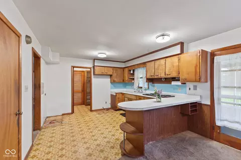 Kitchen - 1015 E Logan St, Brownsburg, IN 46112 photo 2 of 3