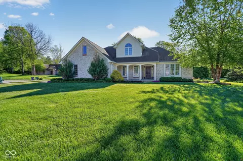 2389 River Birch Ct, Avon, IN 46123
