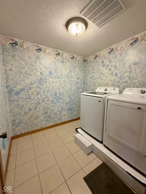 Other - 124 6th St, Covington, IN 47932 photo 4 of 7
