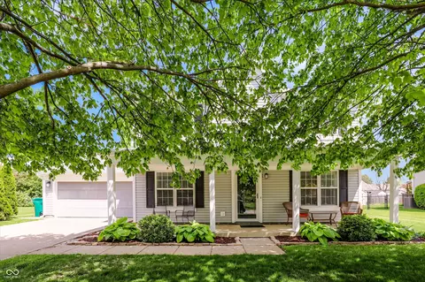 11 Daniel Cir, Brownsburg, IN 46112