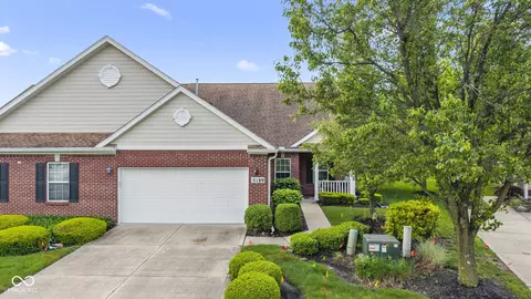 5189 Bally Bunion Dr, Avon, IN 46123