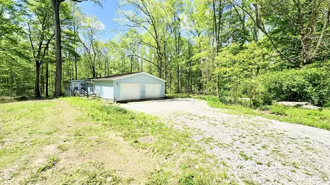 185 Ivy Ct, Cloverdale, IN 46120
