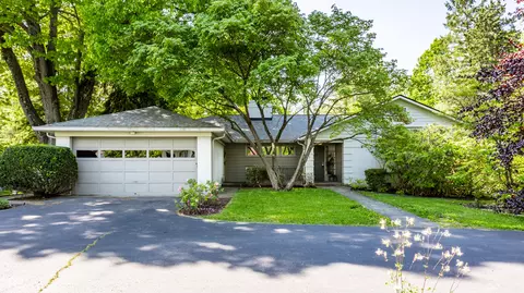 1207 Golden Hill Dr, Indianapolis, IN 46208