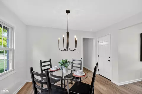Dining - 10511 E Lakeshore Dr, Carmel, IN 46033 photo 3 of 3