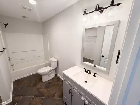Bath - 8134 S Firefly Dr, Pendleton, IN 46064 photo 1 of 3