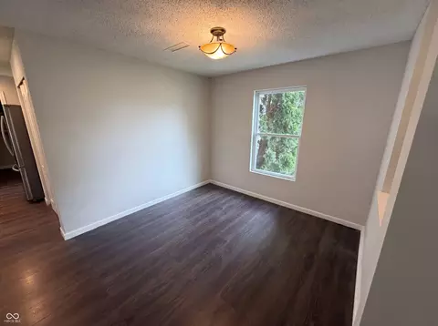 Dining - 8134 S Firefly Dr, Pendleton, IN 46064 photo 1 of 2