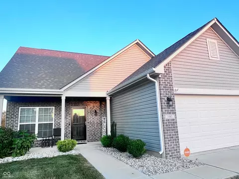 1583 N Creekwater Pass, Greenfield, IN 46140