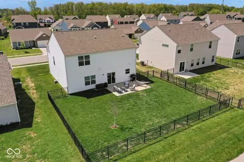 View/Area - 8346 Juniper Ln, Pendleton, IN 46064 photo 6 of 11