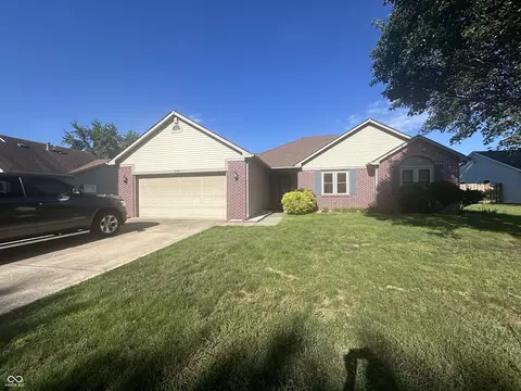 608 Morningside Dr, Whiteland, IN 46184