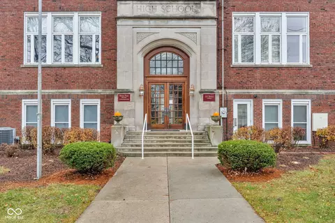 111 S Spring St #103, Greencastle, IN 46135