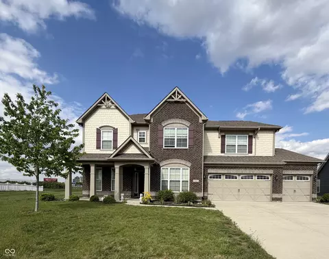 1407 Classic Ave, Greenwood, IN 46143