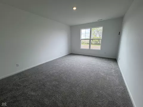 1738 Fair Weather Dr, Pendleton, IN 46064 photo 4