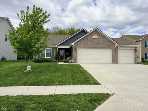 789 Jefferson Park Dr, Pittsboro, IN 46167