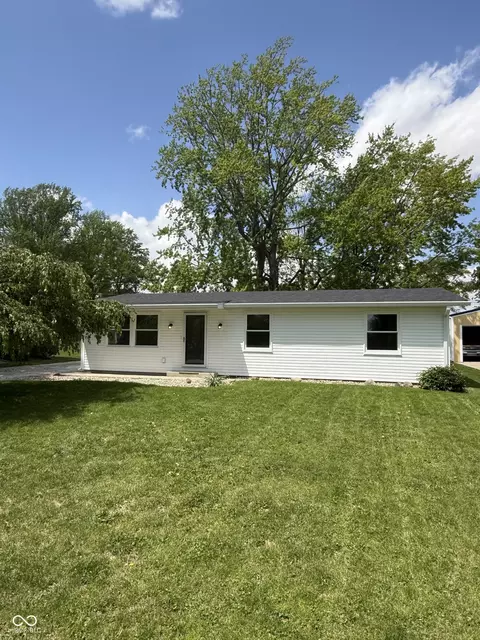 Exterior - 806 E Hall St, Greentown, IN 46936 photo 15 of 16