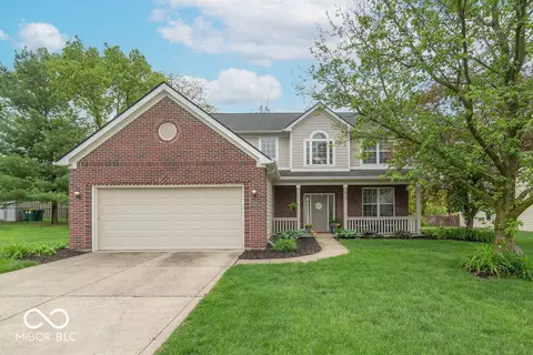 715 Hohlier Ln, Avon, IN 46123