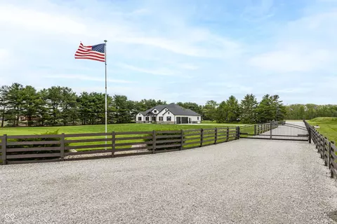 195 N 300 W, Lebanon, IN 46052