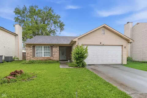 6516 Hazelhatch Dr, Indianapolis, IN 46268