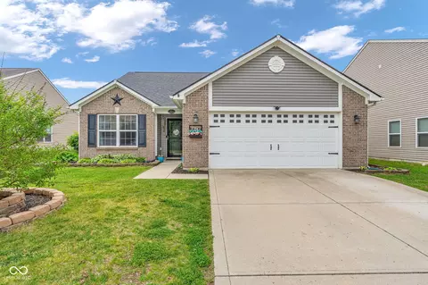 2941 W Hawanian Ln, Monrovia, IN 46157