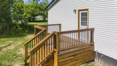 Exterior - 1130 Mann Ave, Austin, IN 47102 photo 2 of 2