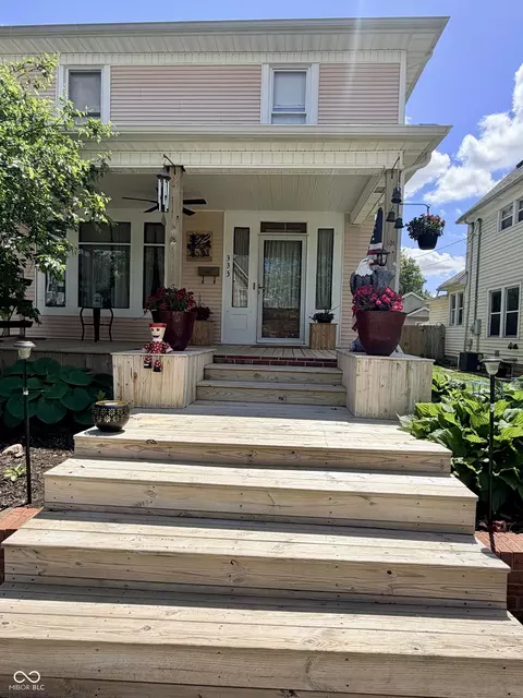 333 W 7th St, Rushville, IN 46173